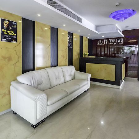Treebo Trend J'S Five Two Boutique Hotel Chennai Bagian luar foto